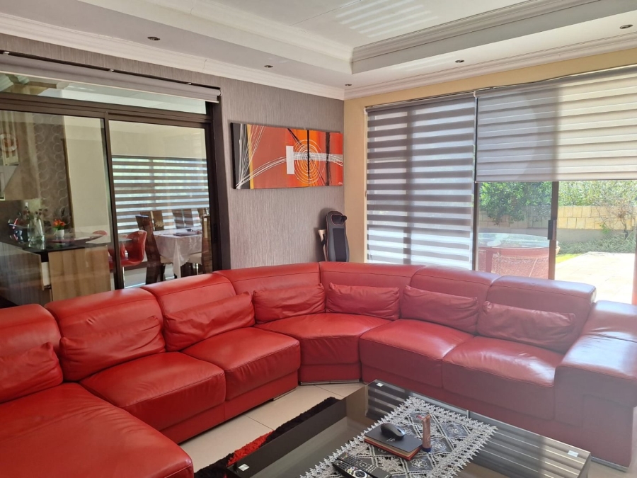 4 Bedroom Property for Sale in Woodland Hills Wildlife Estate Free State